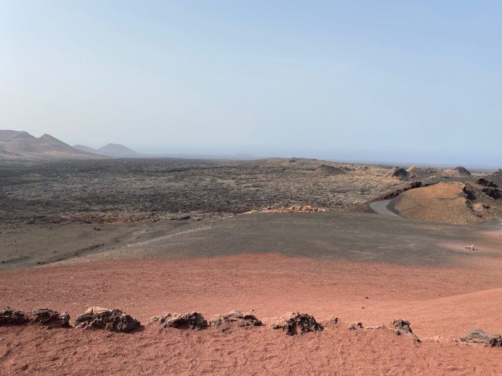 Panorama vulkanického národního parku Timanfaya